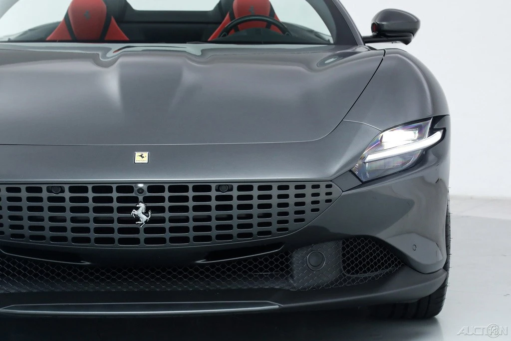 2025 Ferrari Roma Spider - Image 15 of 21