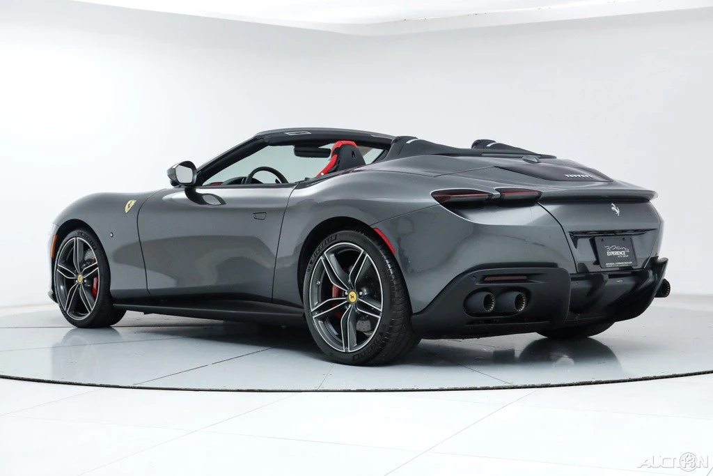 2025 Ferrari Roma Spider - Image 8 of 21