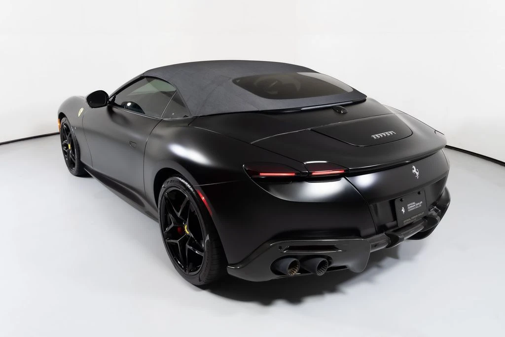 2025 Ferrari Roma Spider - Image 14 of 21