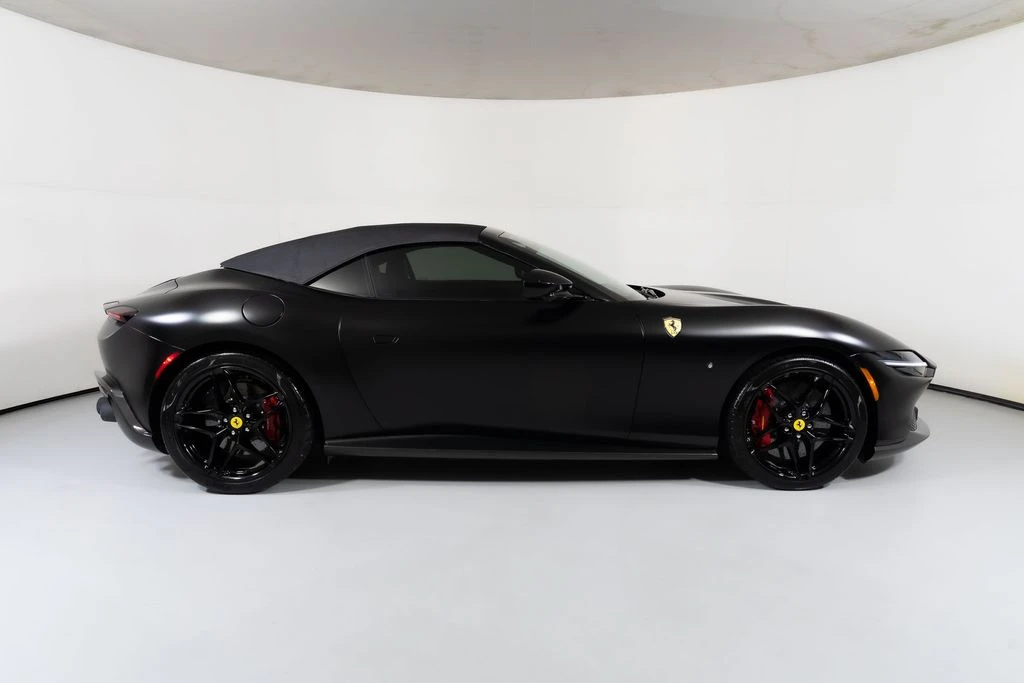 2025 Ferrari Roma Spider - Image 20 of 21