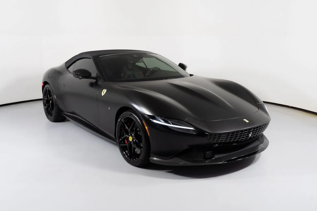 2025 Ferrari Roma Spider - Image 7 of 21