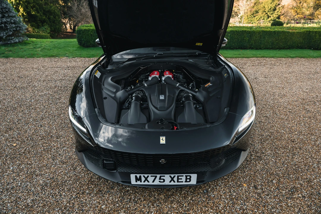 2025 Ferrari Roma Spider - Image 7 of 21
