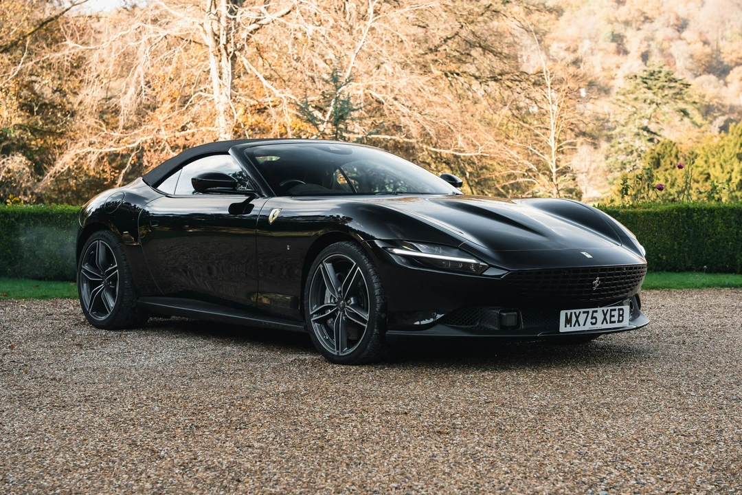 2025 Ferrari Roma Spider - Image 3 of 21
