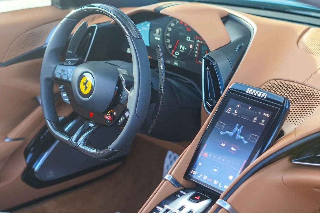 2025 Ferrari Roma Spider - Image 12 of 15