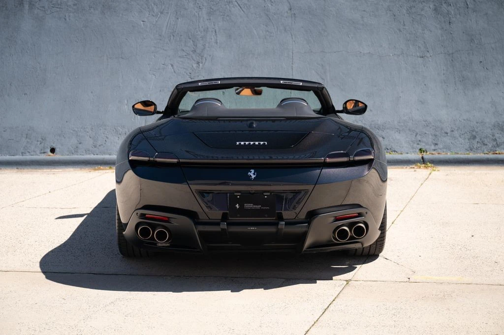 2025 Ferrari Roma Spider - Image 10 of 31