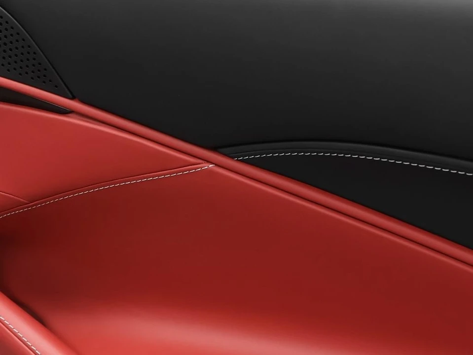 2025 Ferrari Roma Spider - Image 31 of 31