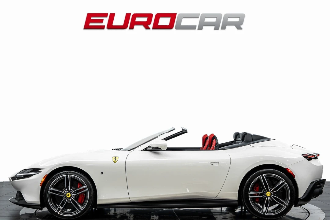 2025 Ferrari Roma Spider - Image 2 of 31