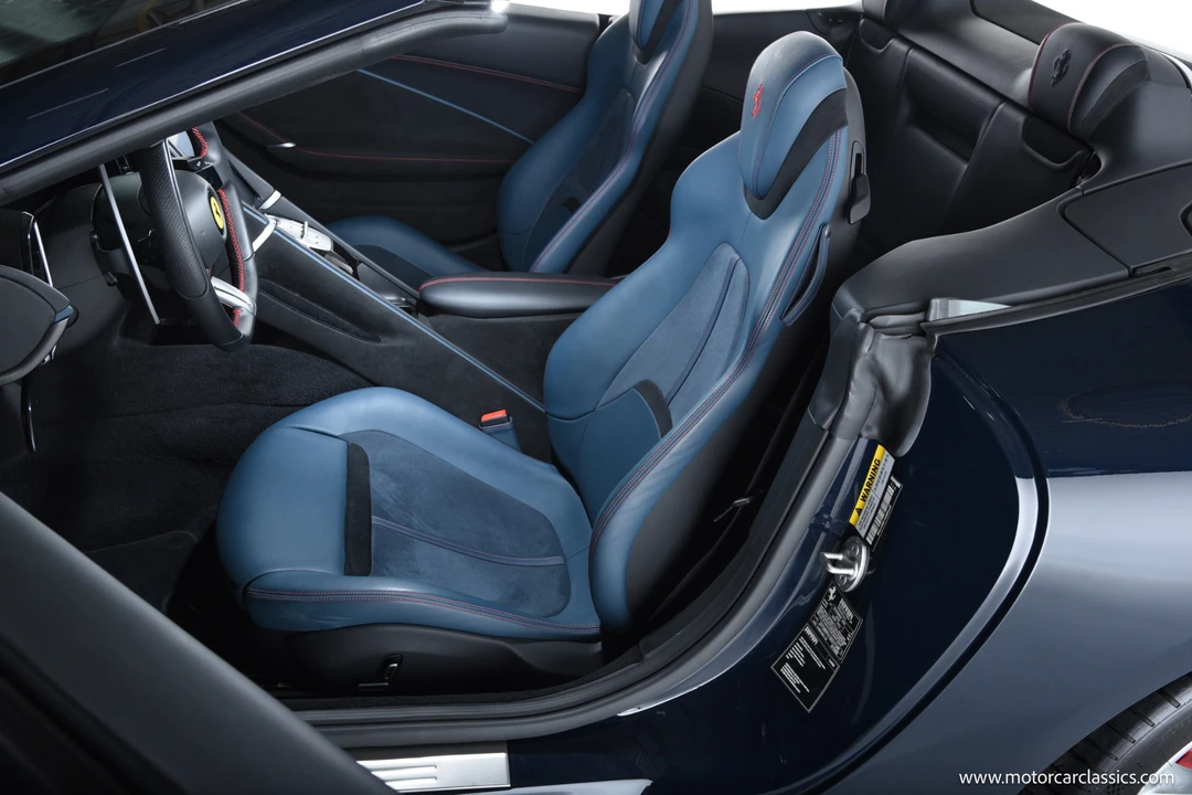 2025 Ferrari Roma Spider - Image 22 of 31