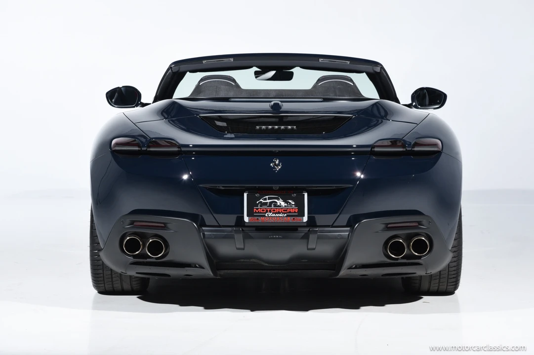 2025 Ferrari Roma Spider - Image 4 of 31