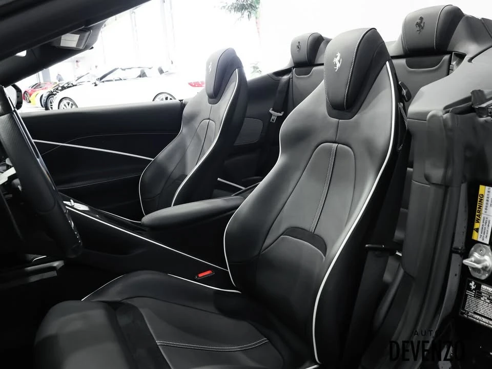 2025 Ferrari Roma Spider - Image 14 of 20