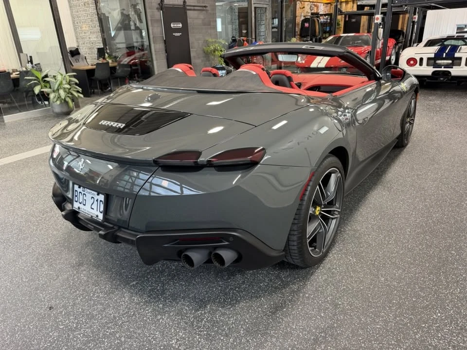 2025 Ferrari Roma Spider - Image 4 of 8