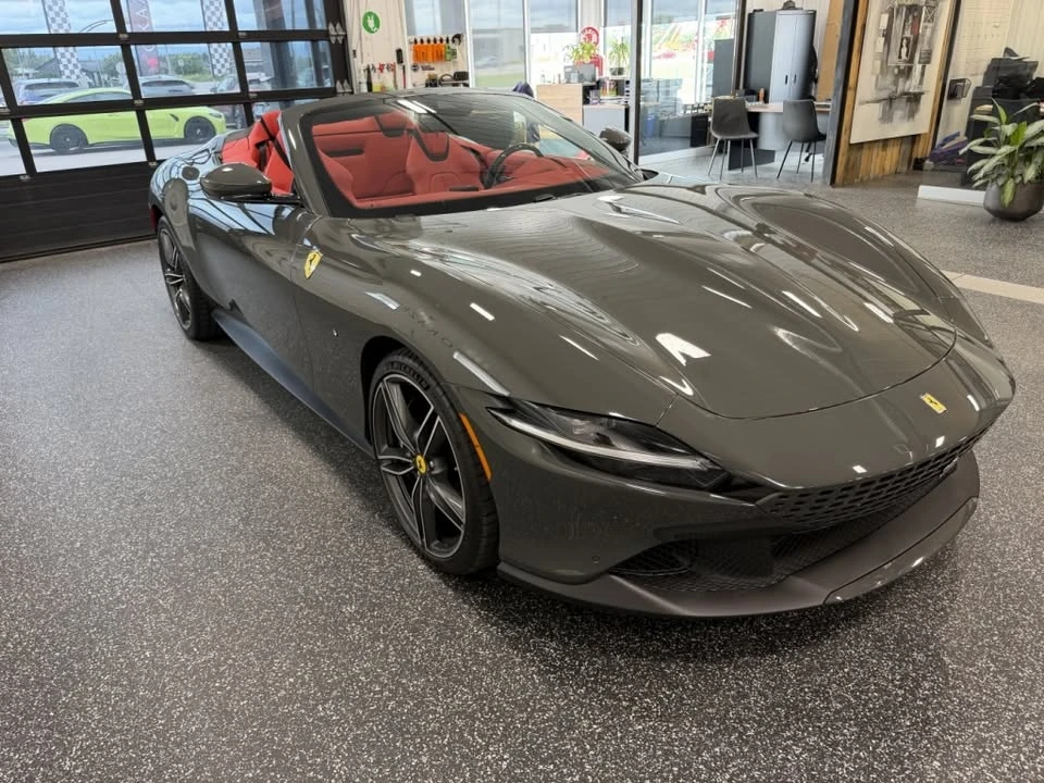 2025 Ferrari Roma Spider - Image 7 of 8