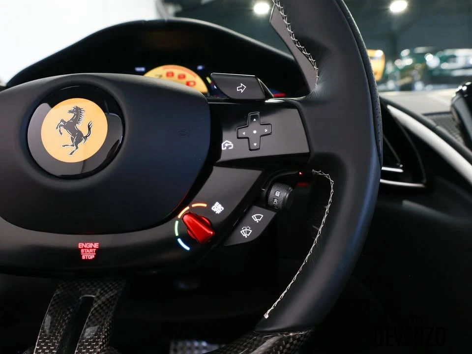 2025 Ferrari Roma Spider - Image 17 of 20