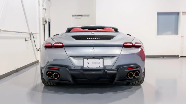 2025 Ferrari Roma Spider - Image 15 of 16