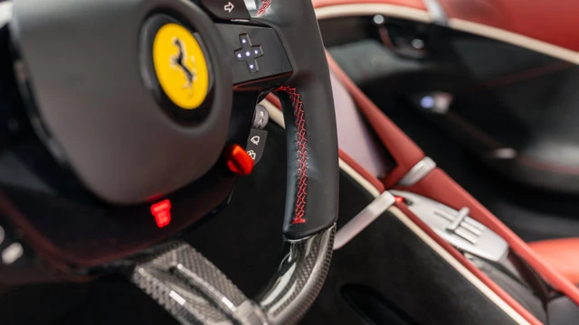 2025 Ferrari Roma Spider - Image 6 of 16