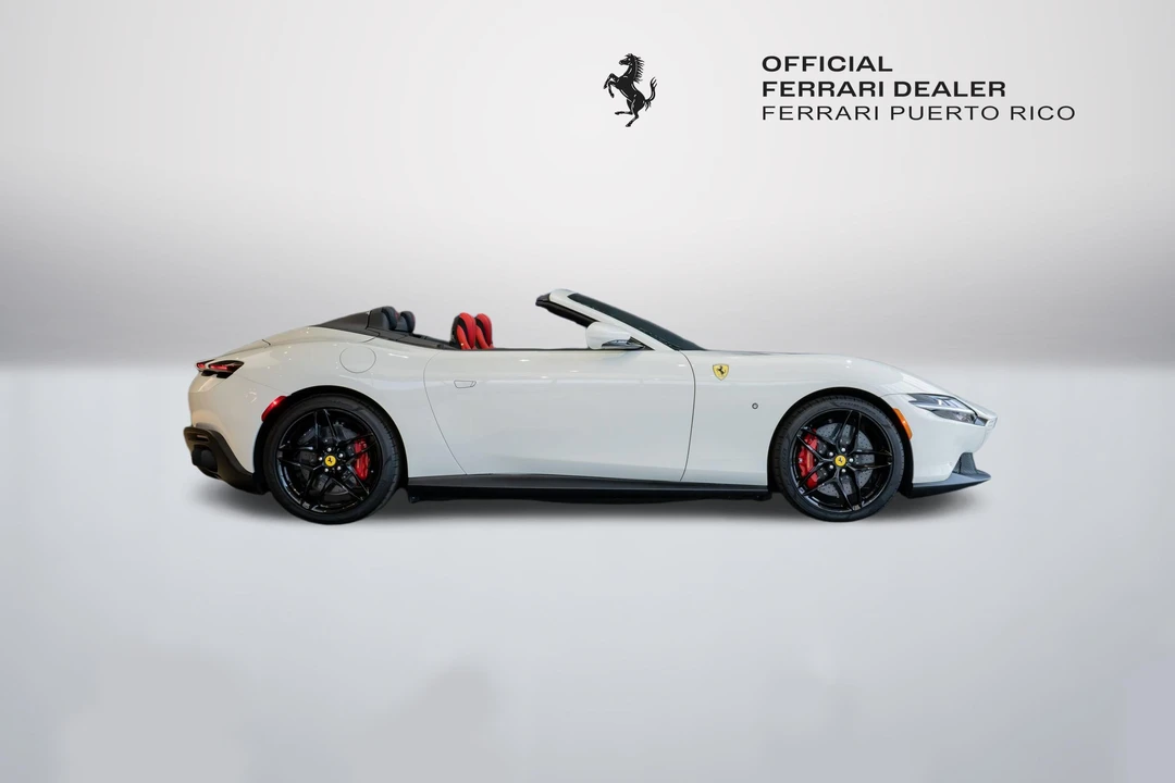 2025 Ferrari Roma Spider - Image 10 of 31