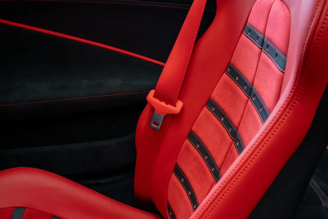 2025 Ferrari Roma Spider - Image 31 of 31