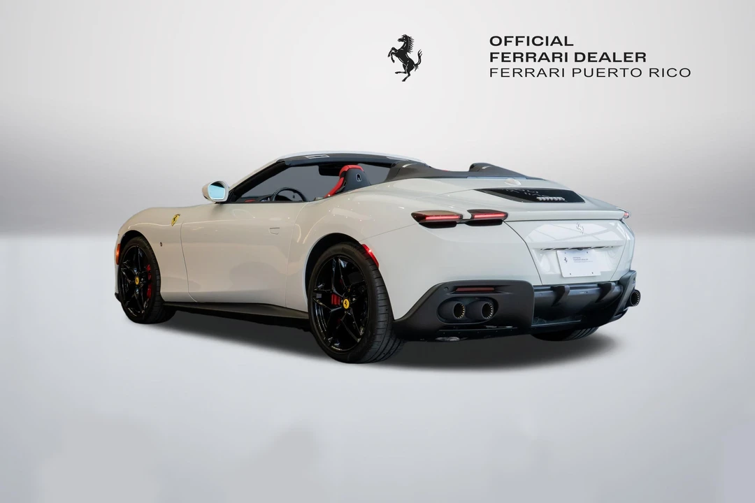 2025 Ferrari Roma Spider - Image 3 of 31