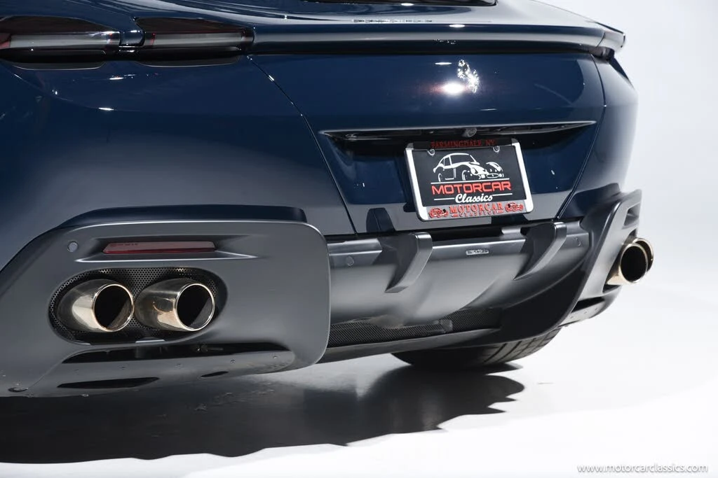 2025 Ferrari Roma Spider - Image 17 of 31
