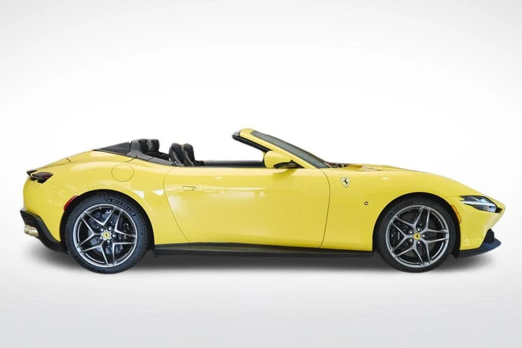 2025 Ferrari Roma Spider - Image 6 of 31