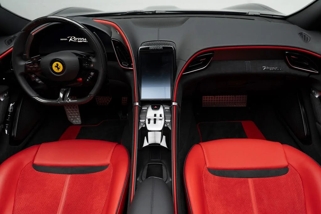 2025 Ferrari Roma Spider - Image 4 of 31