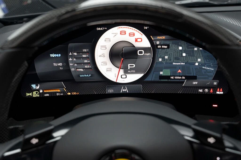 2025 Ferrari Roma Spider - Image 30 of 31
