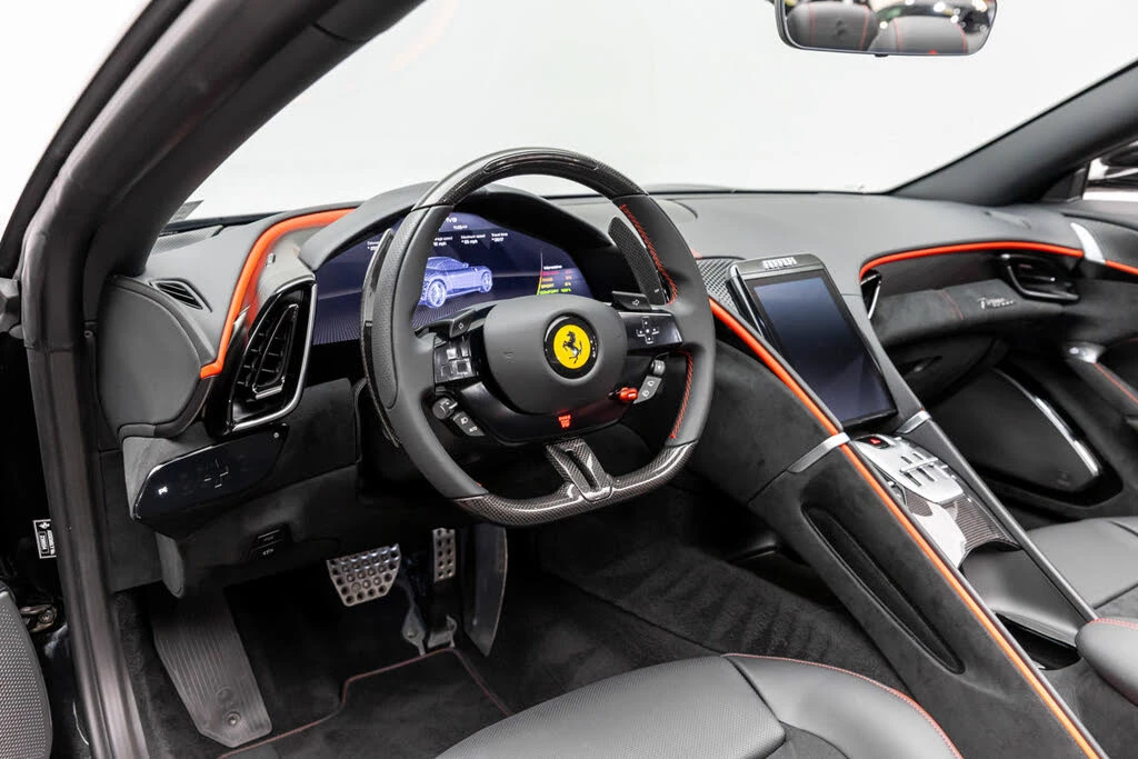 2025 Ferrari Roma Spider - Image 4 of 31