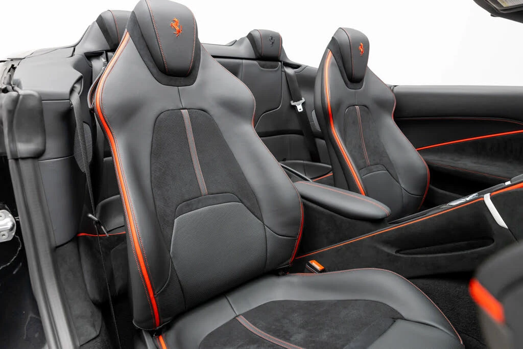 2025 Ferrari Roma Spider - Image 31 of 31