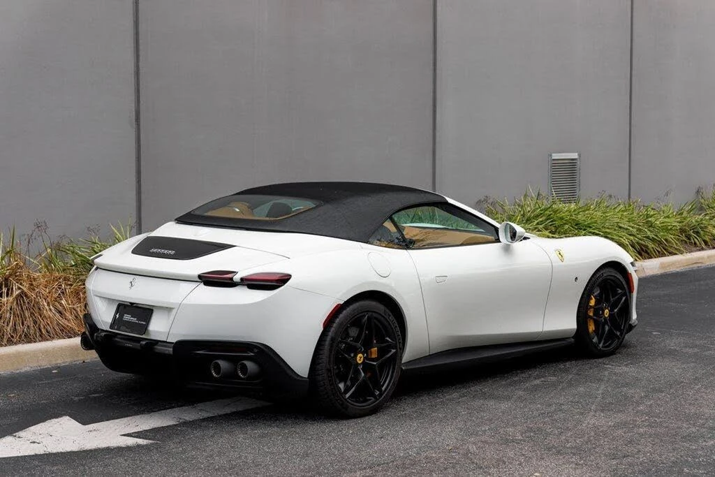 2025 Ferrari Roma Spider - Image 5 of 31