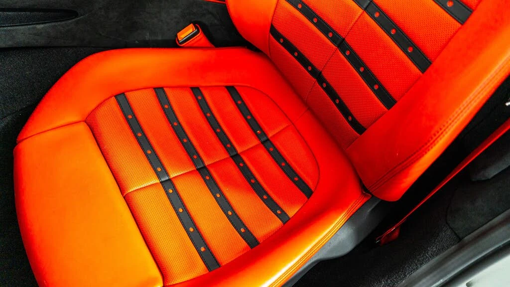 2025 Ferrari Roma Spider - Image 18 of 31