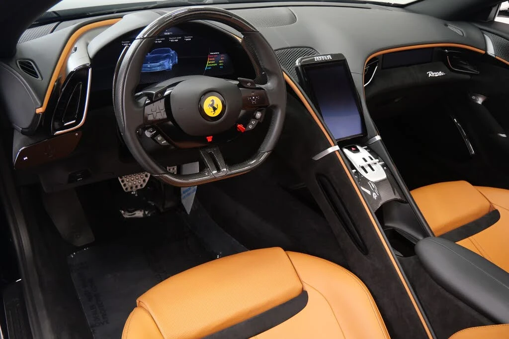 2025 Ferrari Roma Spider - Image 13 of 31