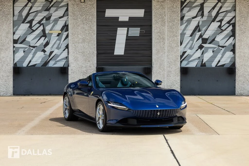 2025 Ferrari Roma Spider - Image 2 of 31