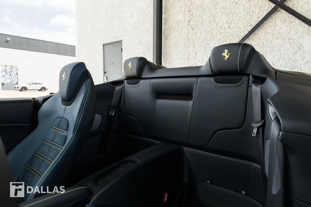 2025 Ferrari Roma Spider - Image 31 of 31