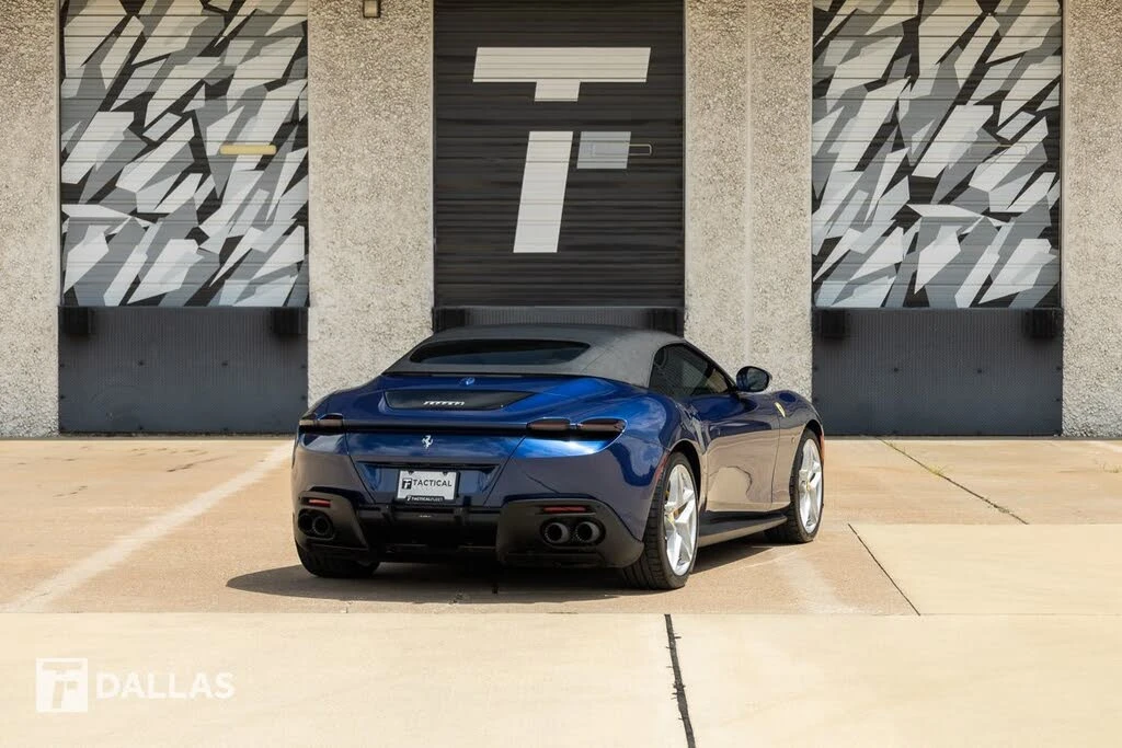 2025 Ferrari Roma Spider - Image 15 of 31
