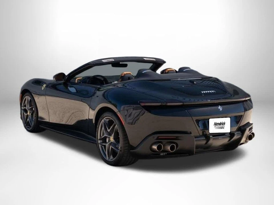 2025 Ferrari Roma Spider - Image 3 of 31