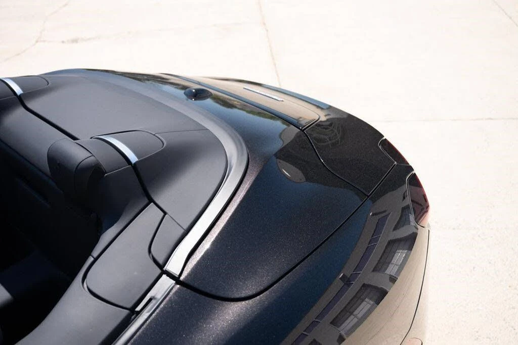 2025 Ferrari Roma Spider - Image 22 of 31