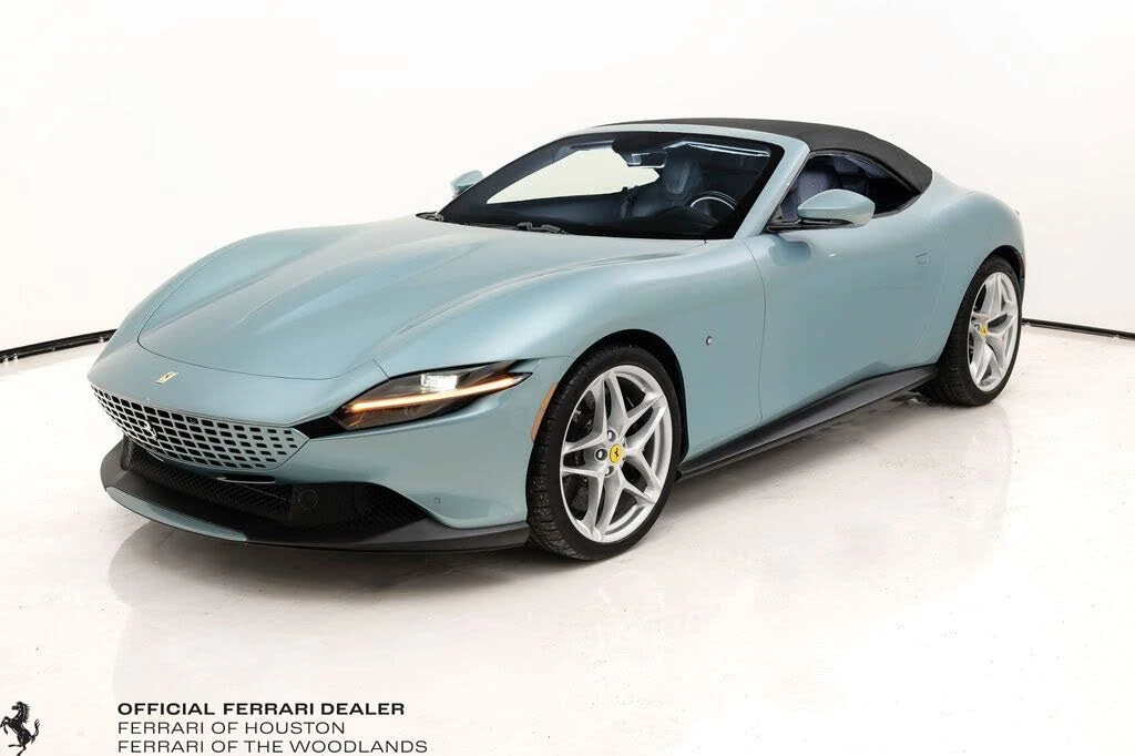 2025 Ferrari Roma Spider - Image 27 of 31