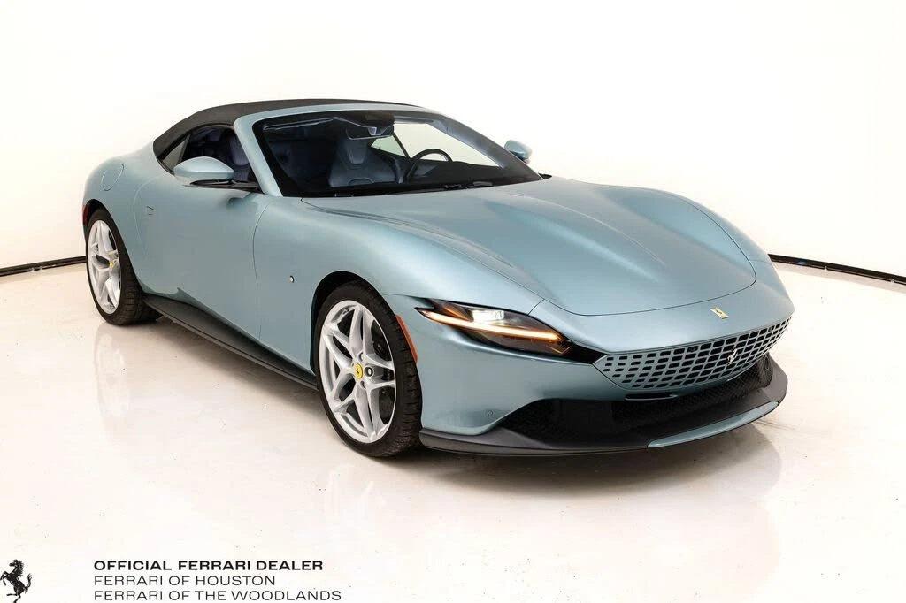 2025 Ferrari Roma Spider - Image 24 of 31