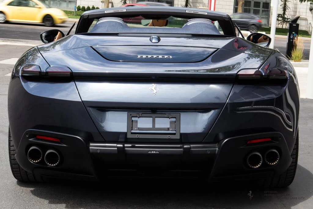 2025 Ferrari Roma Spider - Image 4 of 19