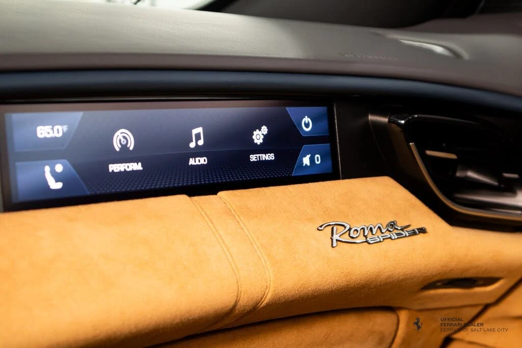 2025 Ferrari Roma Spider - Image 17 of 19