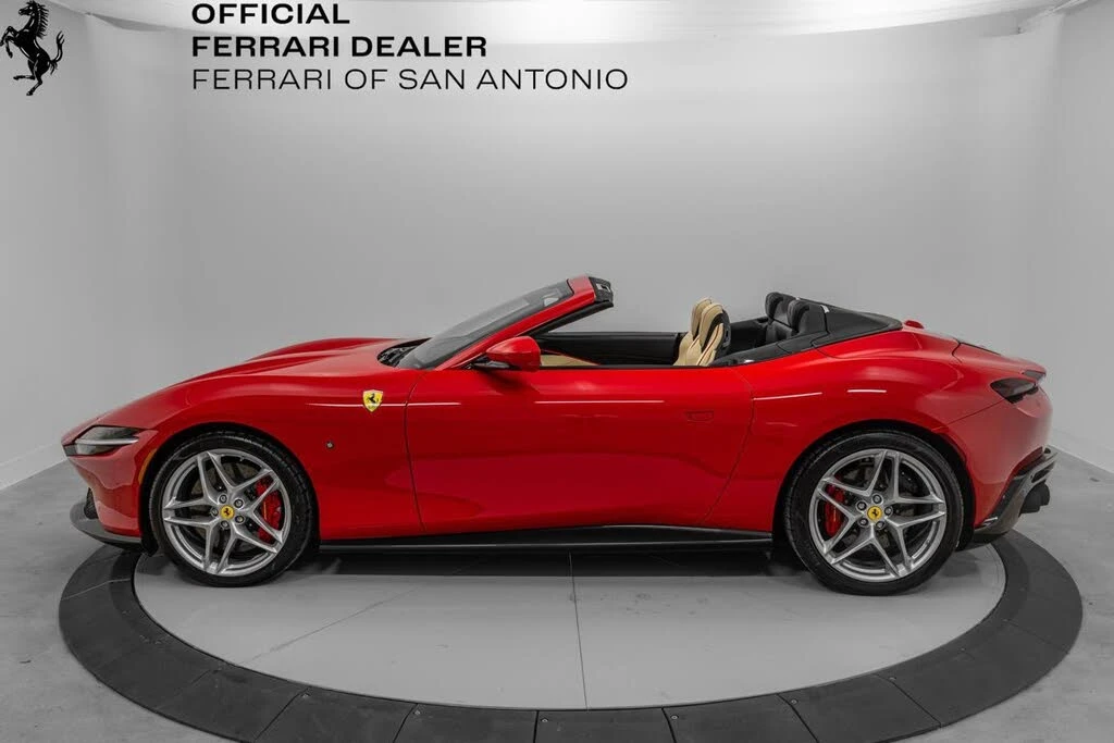 2025 Ferrari Roma Spider - Image 3 of 31