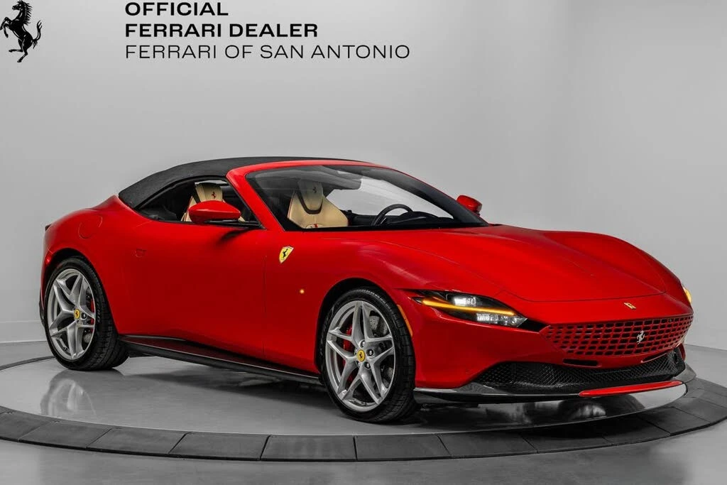 2025 Ferrari Roma Spider - Image 13 of 31