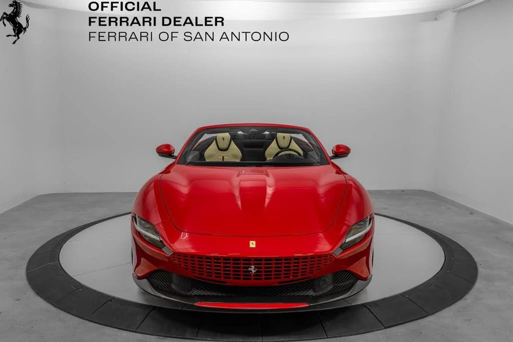 2025 Ferrari Roma Spider - Image 8 of 31