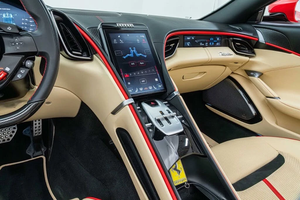 2025 Ferrari Roma Spider - Image 6 of 31