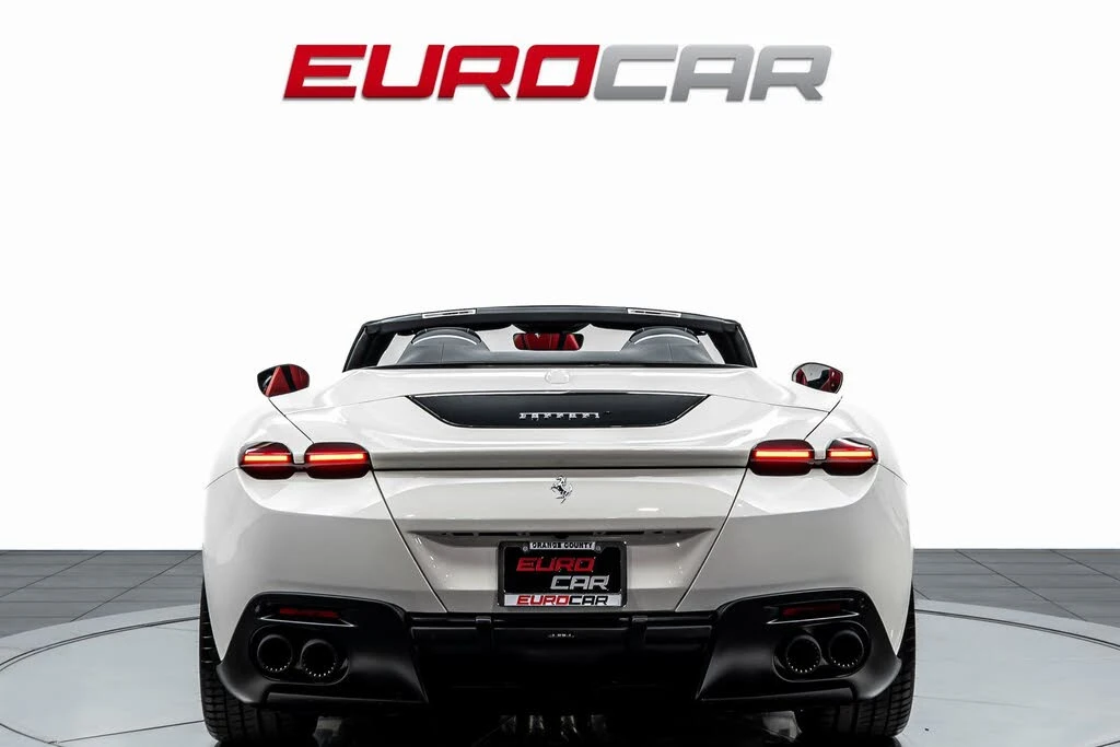 2025 Ferrari Roma Spider - Image 5 of 31
