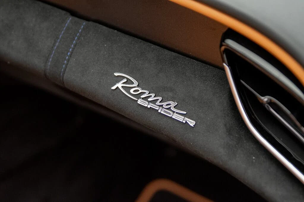 2025 Ferrari Roma Spider - Image 30 of 31