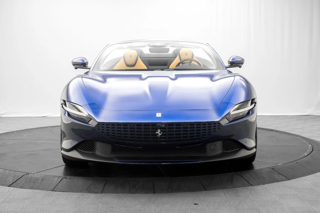 2025 Ferrari Roma Spider - Image 8 of 31