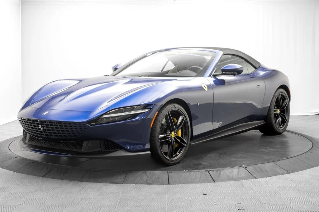 2025 Ferrari Roma Spider - Image 15 of 31