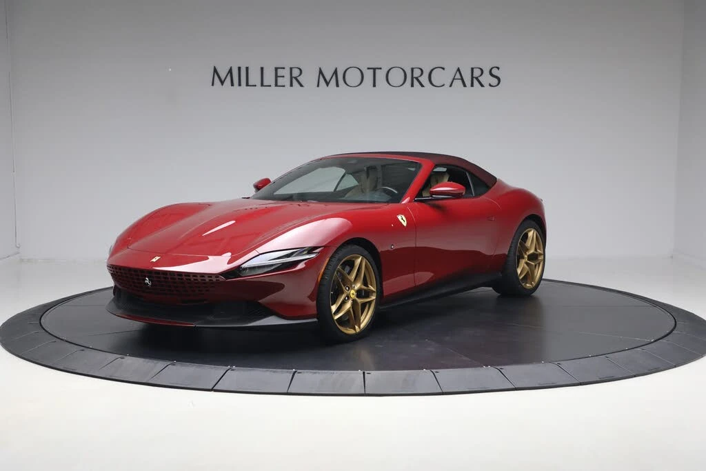 2025 Ferrari Roma Spider - Image 25 of 31