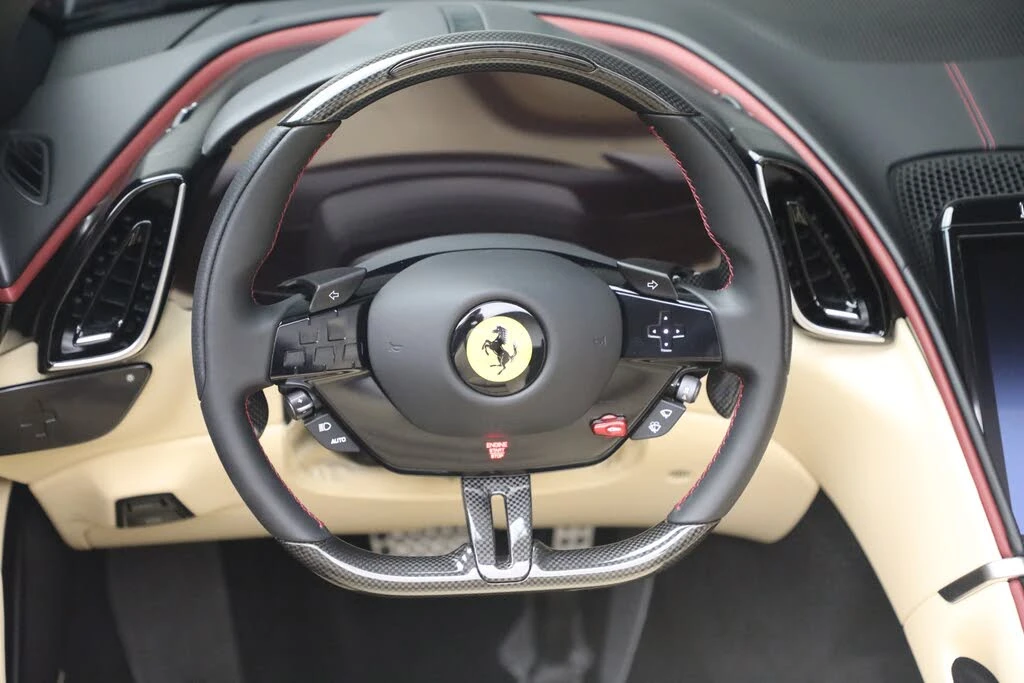 2025 Ferrari Roma Spider - Image 20 of 31